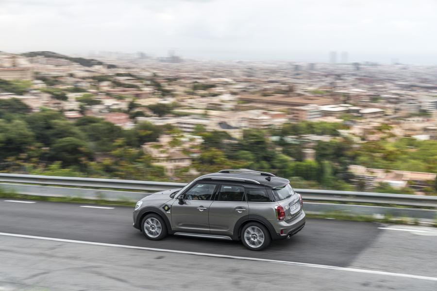  Mini Cooper S E Countryman ALL4 (F60) 2017 года  (WW) (фото 151 из 173)